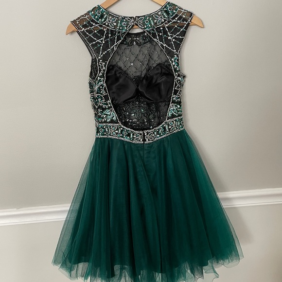 NWT Mori Lee Dress - Picture 4 of 11